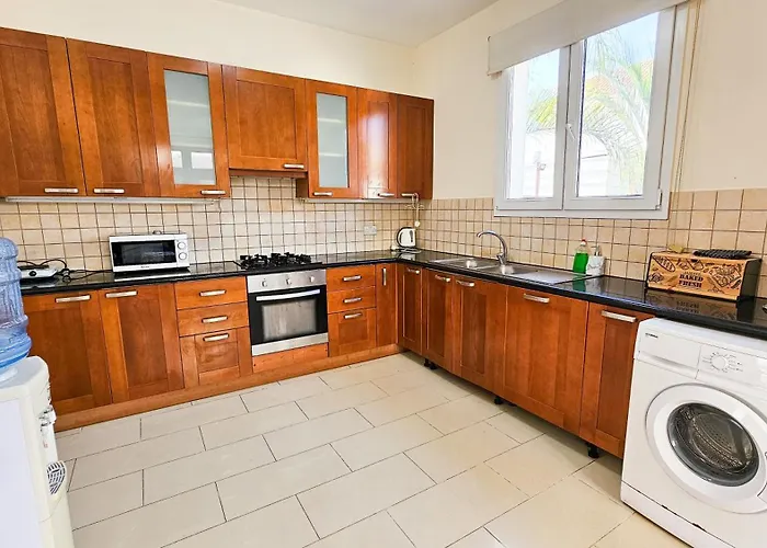 Vila Townbeach With Private Pool